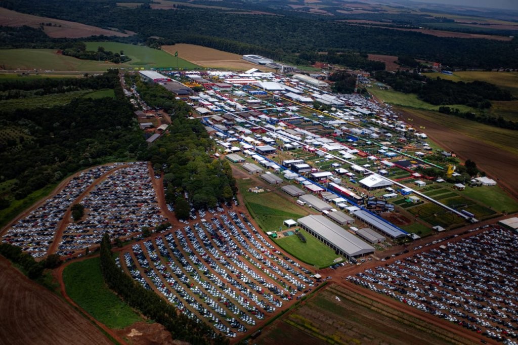 Com 109.091 visitantes nesta quarta, Show Rural Coopavel tem recorde histórico em seus 36 anos