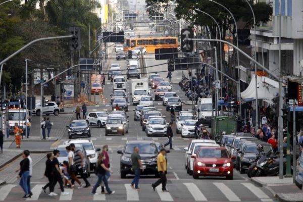 Prazo para pagamento do licenciamento de veículos 2024 inicia em agosto