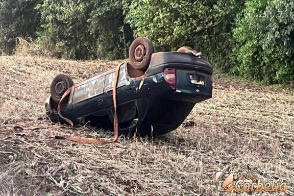 Homem fica ferido em capotamento na estrada rancho mundo