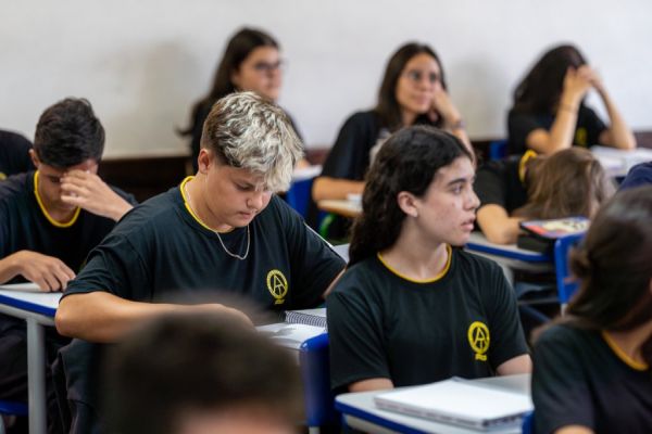 Prazo de rematrículas da rede Estadual está aberto; sistema também é usado por escolas municipais