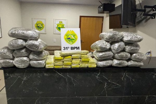 Polícia Militar apreende 34,4 kg de maconha em ônibus durante Operação Natal em Corbélia