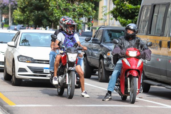 Imagem referente a notícia: Nota Paraná vai devolver créditos usados para abater o IPVA de motos isentas