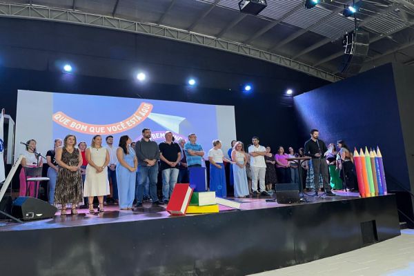 Imagem referente a notícia: Abertura do Ano Letivo em Corbélia marca o início das atividades escolares