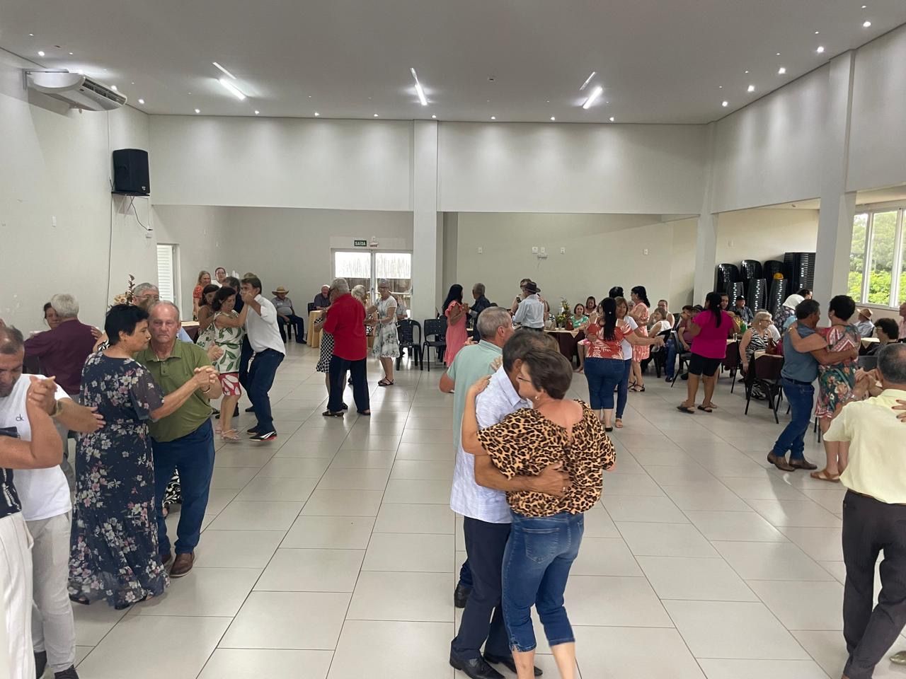 Centro de Convivência de Idosos de Corbélia retoma atividades com baile e diversão para a terceira idade