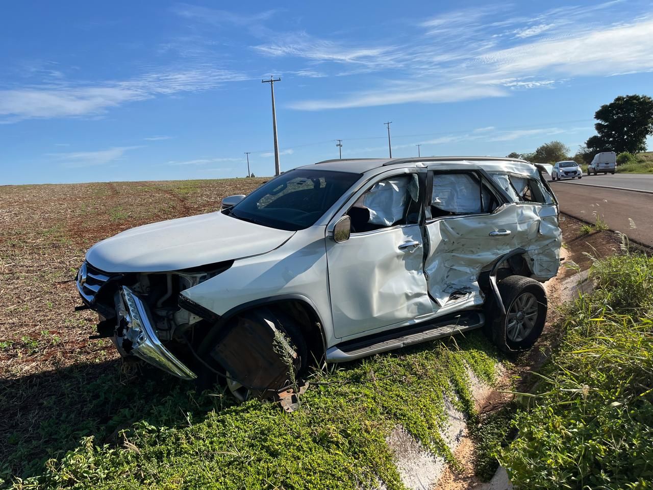 Colisão entre SUV e carreta deixa um morto Na BR-369