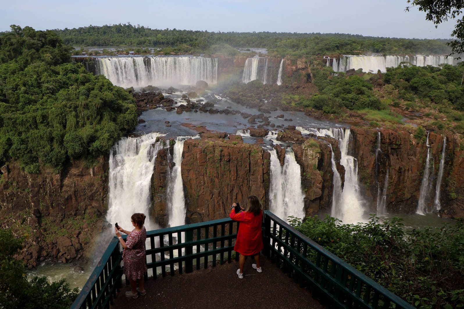 Com crescimento do turismo, Paraná registra alta de 24,8% em registros no Cadastur em 2024