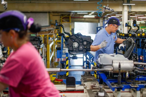 Semana começa com novo recorde de vagas de empregos: 24,6 mil no Paraná