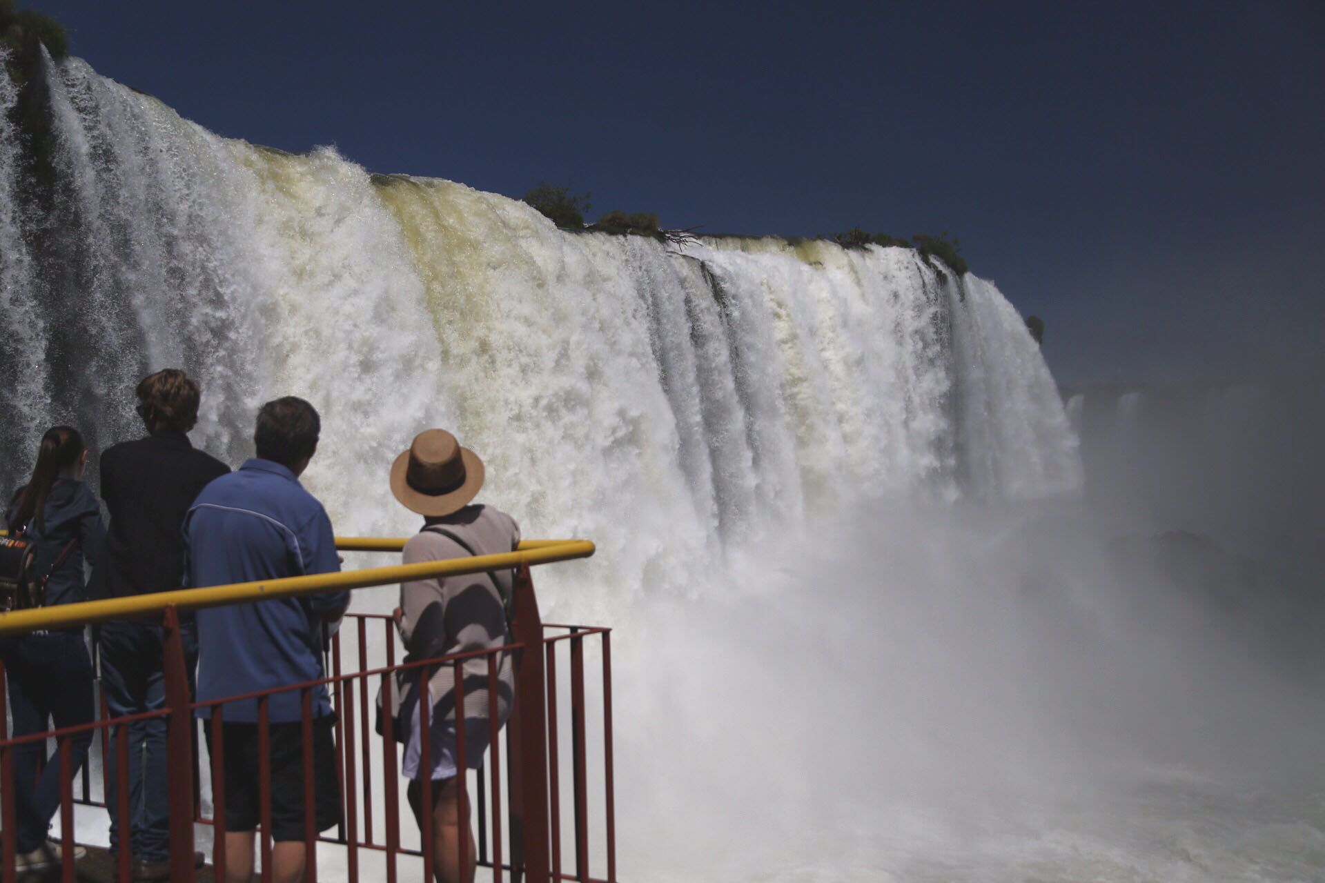 Booking elenca os cinco destinos mais acolhedores do Paraná; confira a lista