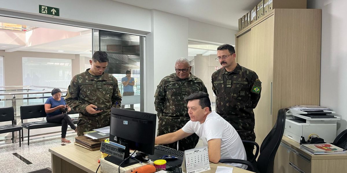 Alistamento militar 2025: Jovens de 18 anos devem se alistar até 30 de junho