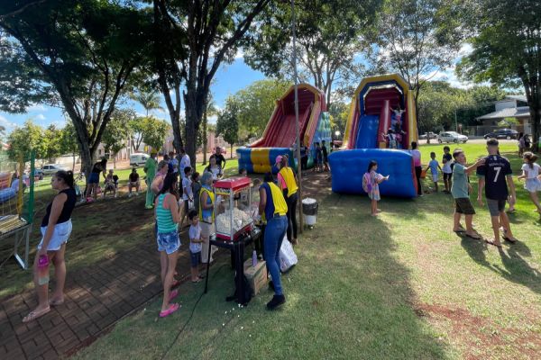 Domingão da Família reúne grande público no Distrito da Penha