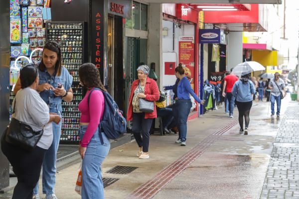 Número de empresas no Paraná cresce 32,55% no 1º trimestre de 2025