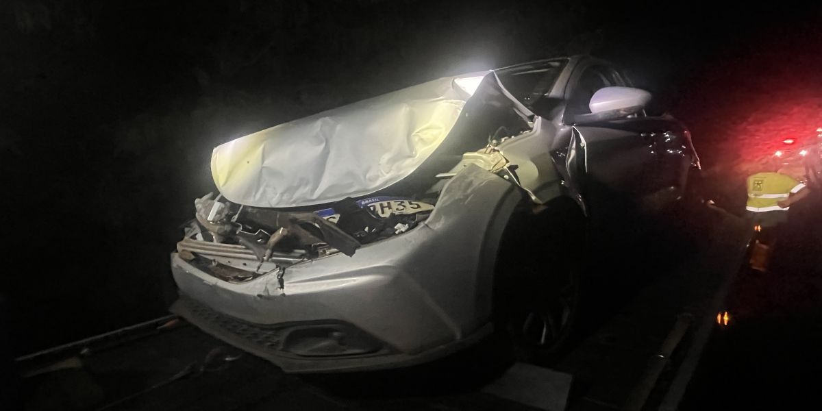 Colisão entre Fiat Argo e ambulância do SAMU mobiliza equipes de resgate na BR-369