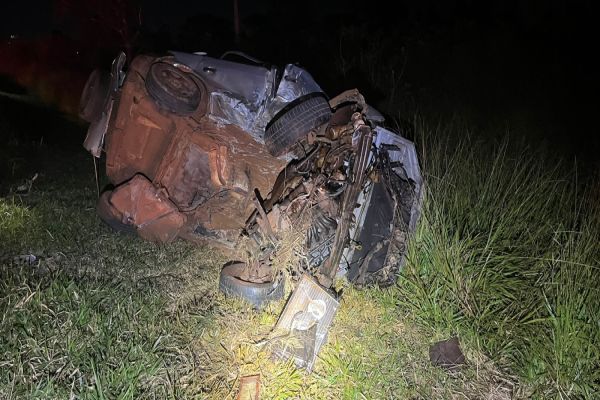 Imagem referente a notícia: Homem morre em colisão frontal na BR-369 em Cascavel