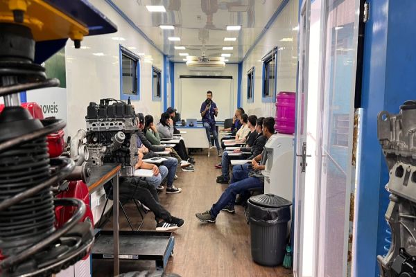 Imagem referente a notícia: Curso gratuito de mecânica automotiva tem início em Corbélia com foco na qualificação e incentivo financeiro