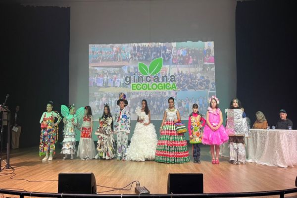 Imagem referente a notícia: Alunos dão show de consciência ambiental e reciclam mais de 50 toneladas em Corbélia