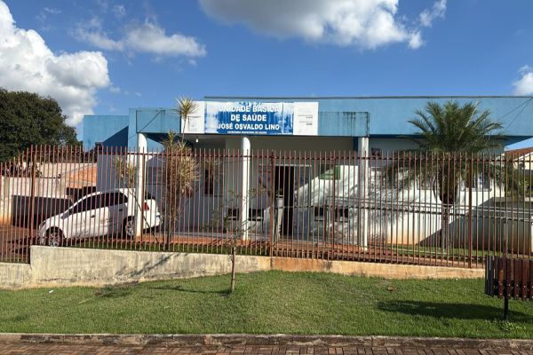 Imagem referente a notícia: Prefeito e Vice-Prefeito garantem recurso de R$ 500 mil para reforma e ampliação da UBS de Ouro Verde