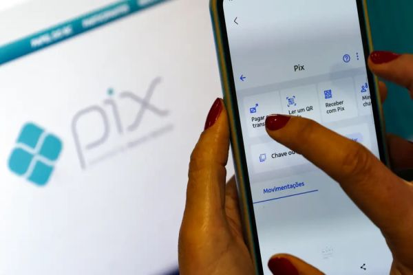 Imagem referente a notícia: Bancos passam a oferecer Pix Automático a partir desta segunda