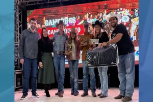 Imagem referente a notícia: Irmãos de Corbélia conquistam títulos no Let’s Go Cup e se destacam no cenário equestre do Paraná