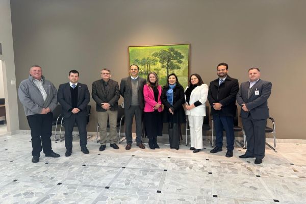 Imagem referente a notícia: Audiência no TJ-PR discute retomada das obras do novo Fórum de Corbélia