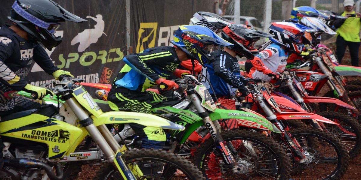 5ª Copa Oeste de Velocross movimenta Centro de Eventos e atrai mais de 1.500 pessoas
