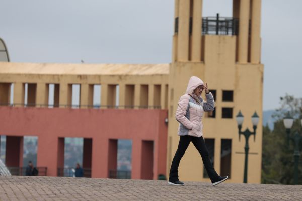 Imagem referente a notícia: Após extremos nas temperaturas, Paraná terá frio até terça-feira, indica Simepar
