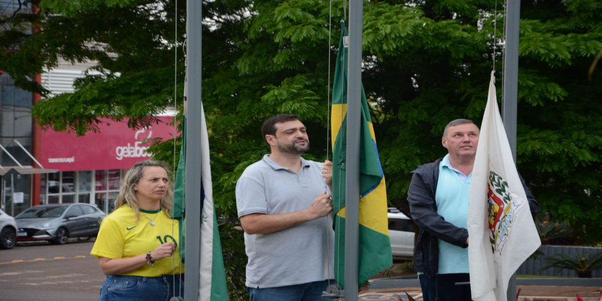 Corbélia celebra a Semana da Pátria com apresentações diárias do Hino Nacional