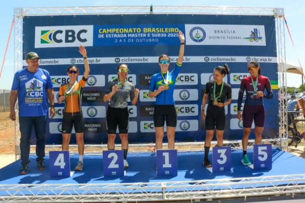 Simone Schaefer Liotto conquista título brasileiro de contrarrelógio em Brasília