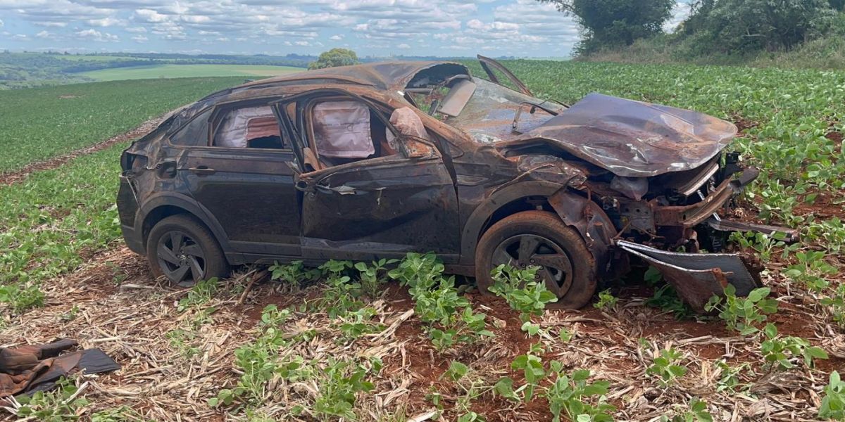 Homem morre após capotar Nivus roubado durante perseguição policial na BR-369, entre Corbélia e Cascavel