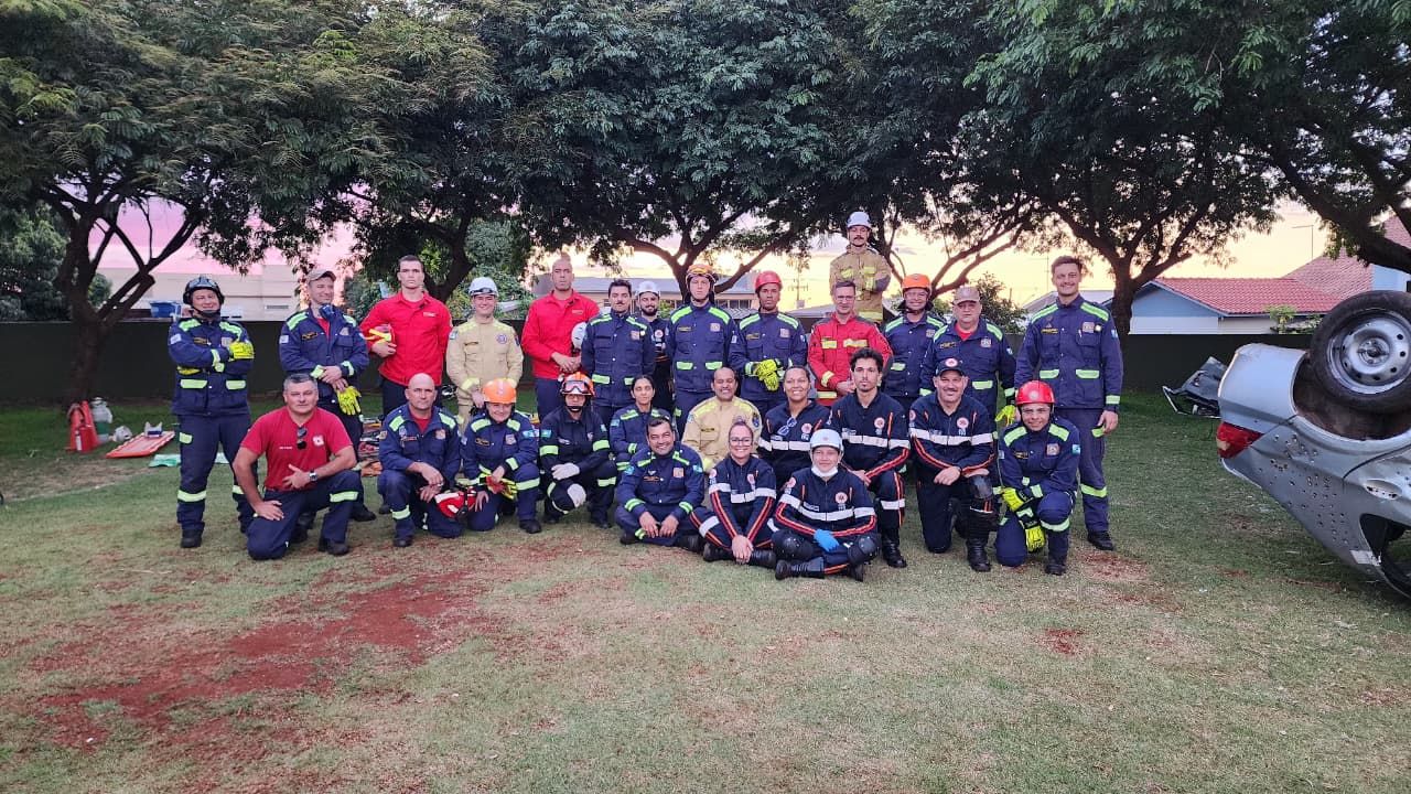 Treinamento de Resgate Veicular reúne equipes da região em Corbélia e Nova Aurora