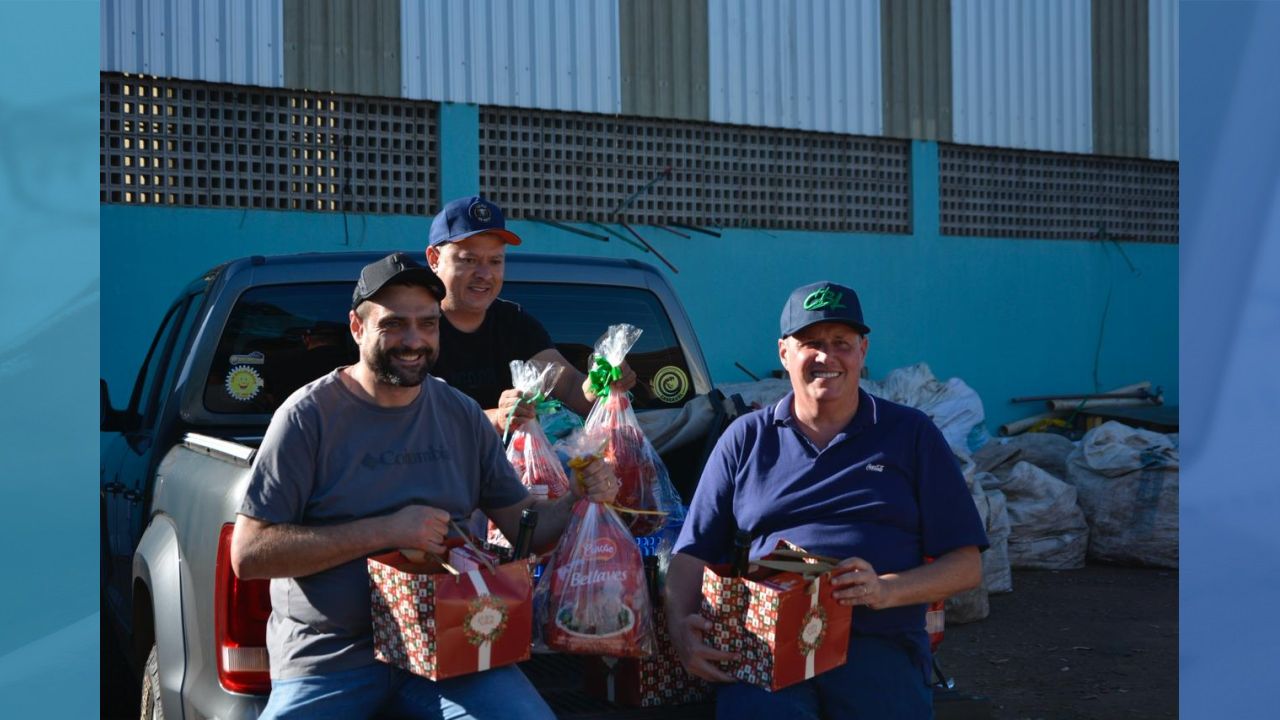 ACOMAR recebe doação de cestas de Natal em ação solidária em Corbélia