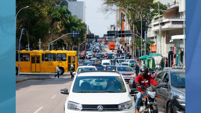 Imagem referente a notícia: Com redução do IPVA, emplacamentos aumentaram 42% no Paraná entre 2024 e 2025