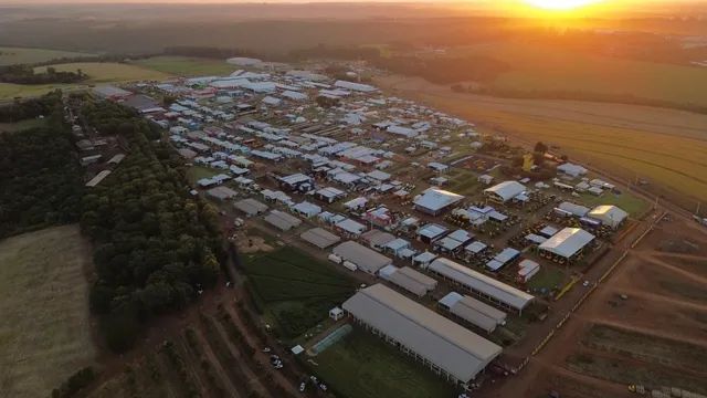Domingo, Dia da Família, reúne mais de 40 mil pessoas no Show Rural 2026