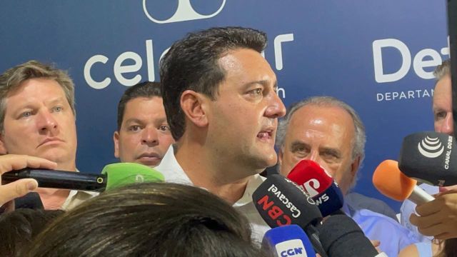 Imagem referente a notícia: No Show Rural, Ratinho aponta Paraná referência em produção e energia limpa