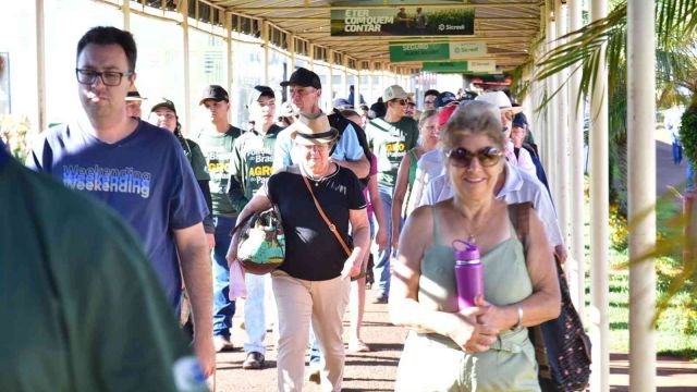 Imagem referente a notícia: Segundo dia de Show Rural recebe 98.336 visitantes