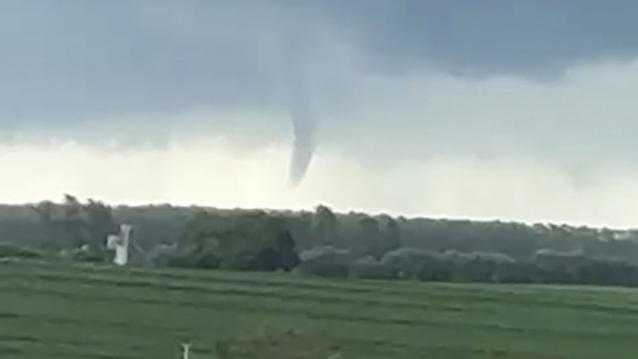 Simepar registra quatro casos de nuvem funil em menos de dez dias no Paraná