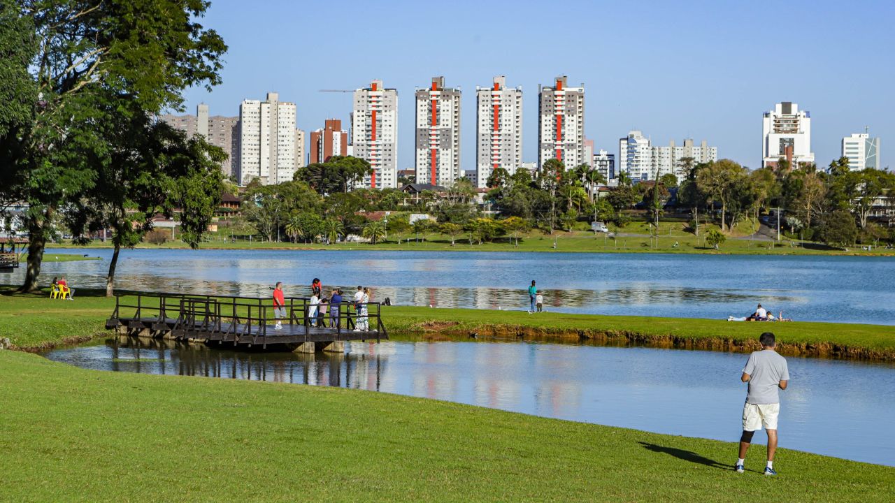 Mês de transição, março terá temperaturas mais amenas e menos chuva, prevê Simepar