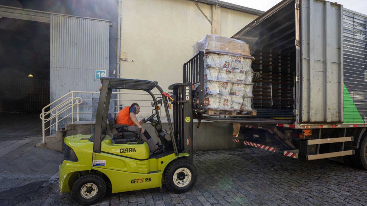 Governo do Paraná envia ajuda humanitária a vítimas das enchentes em Minas Gerais