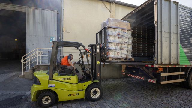 Governo do Paraná envia ajuda humanitária a vítimas das enchentes em Minas Gerais