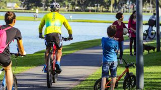 Imagem referente a notícia: Chuva dá trégua no sábado e feriadão de Páscoa será de calor em todo o Paraná