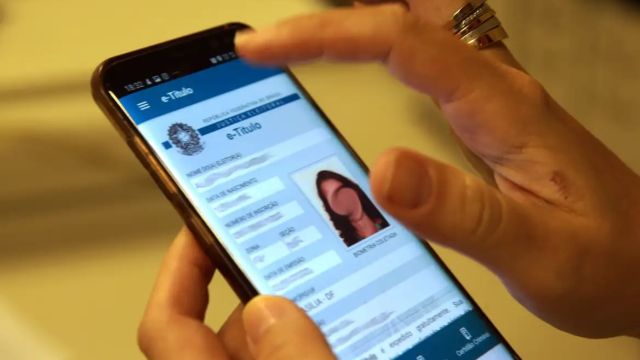Imagem referente a notícia: Eleitor tem um mês para regularizar pendências e ficar apto a votar