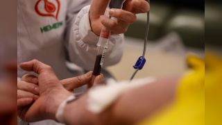 Imagem referente a notícia: Hemepar convoca doadores de sangue para garantir o estoque para o feriado de Tiradentes