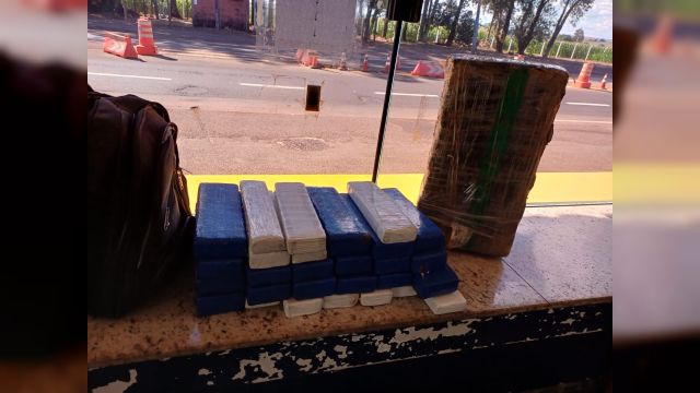 PRF realiza duas apreensões de maconha na BR-369 em Cascavel e Ubiratã