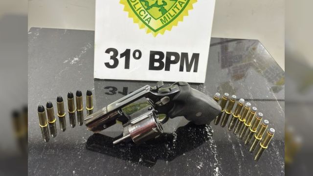 Homem é preso com revólver calibre .38 e 15 munições durante operação policial em Corbélia
