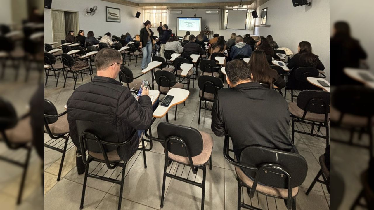 Corbélia amplia ensino de tecnologia nas escolas e aposta em inovação com formação sobre BNCC Computação