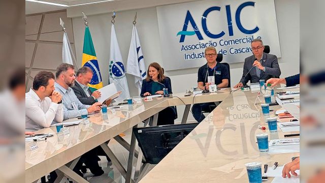 Encontro em Cascavel debate desenvolvimento mútuo do turismo na Região Sul