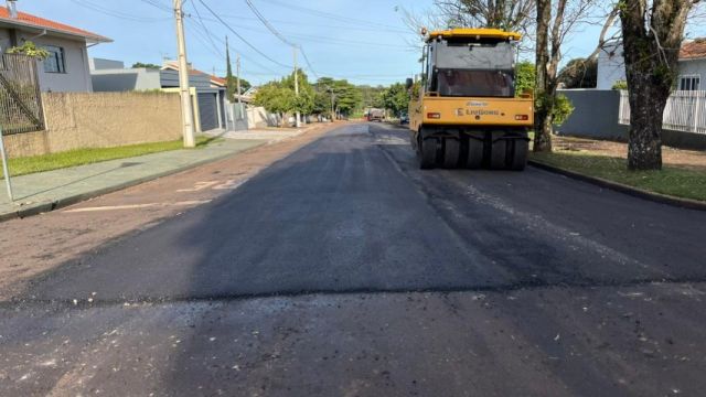 Corbélia vive nova fase de transformação urbana com início das obras de recapeamento
