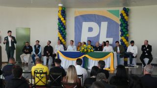 Imagem referente a notícia: Corbélia sedia encontro regional do PL com a presença de Deltan Dallagnol e Filipe Barros.