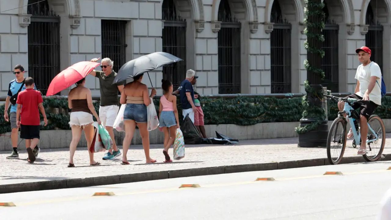 Inmet emite alerta de grande perigo por onda de calor no fim de semana