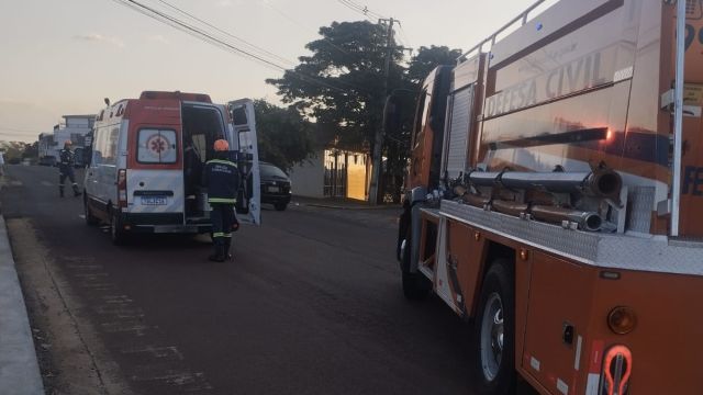 Imagem referente a notícia: Colisão entre caminhonete e motocicleta deixa homem ferido em Corbélia