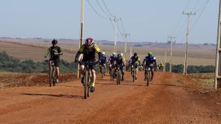 Imagem referente a notícia: Cerca de 450 ciclistas percorrem região em romaria até o Santuário da Salette